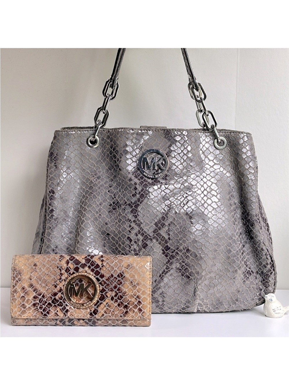 Michael Kors Leather Shoulder Bag And Wallet